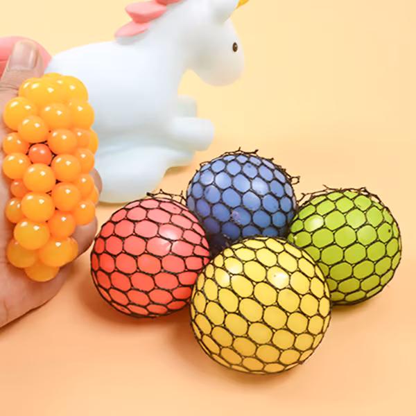 Fancy Squishy Mesh Ball Stress Relief Squeeze Grape Balls Hånd Fidget Leke Sensorisk Moro Leke