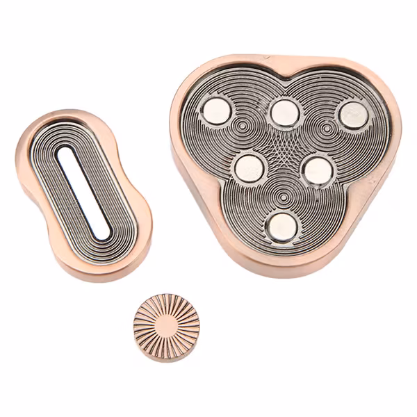 Stress Relief Slider Metall Klikk Trekant Bærbar Metall Sensorisk Slider Fidget Toys for Work