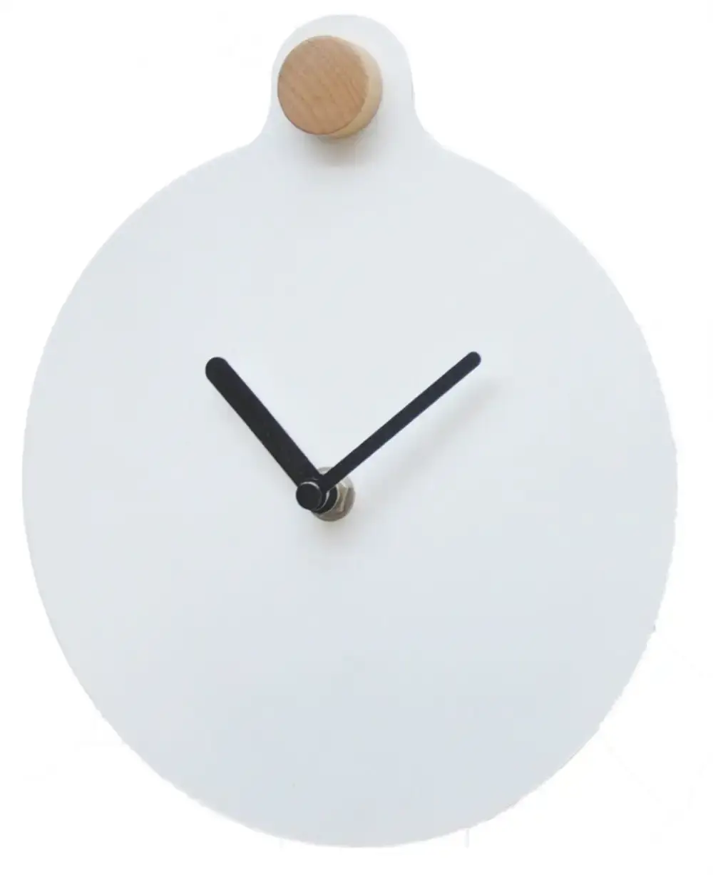 HOME-TEX Veggur - Hvitt og elegant ur fra Turiform - Ø18 cm.