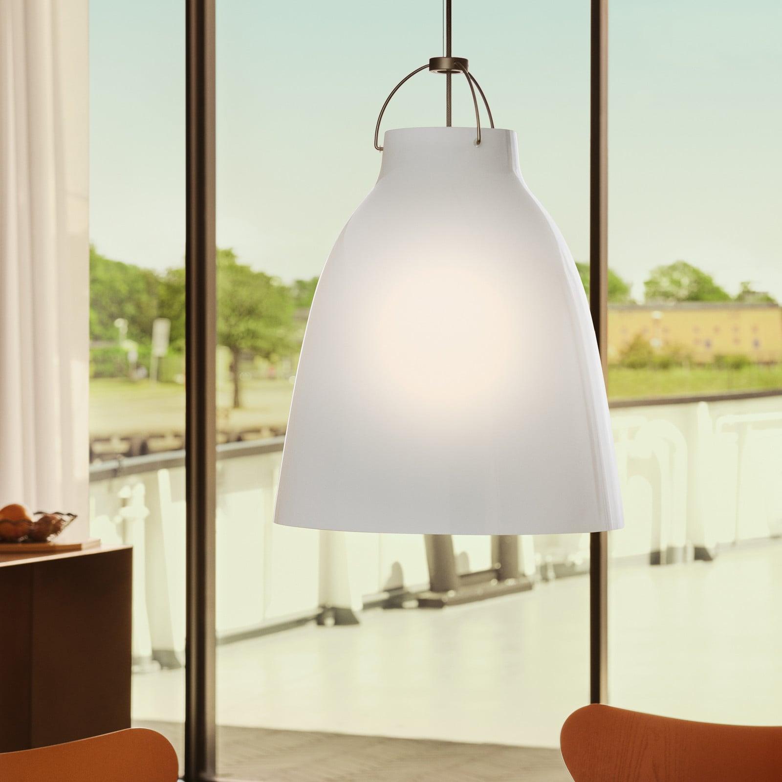 FRITZ HANSEN Caravaggio™ P3 pendellampe Opal Caravaggio P3 FRITZ HANSEN - Stue - Design - Glass - Med en lyskilde