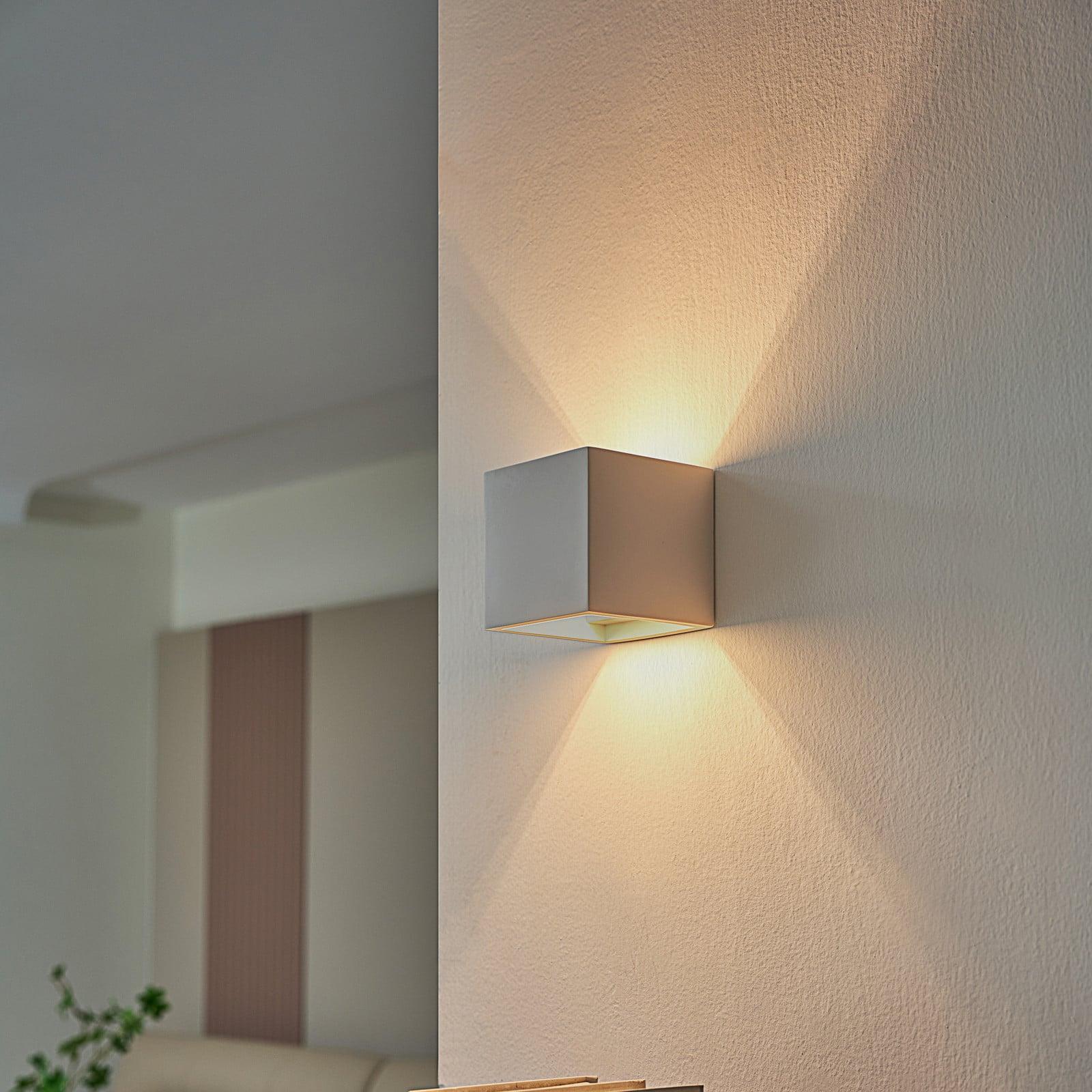 Lindby Freja Vegglampe White Lindby - Stue - Moderne - Gips / Leire - Kantet