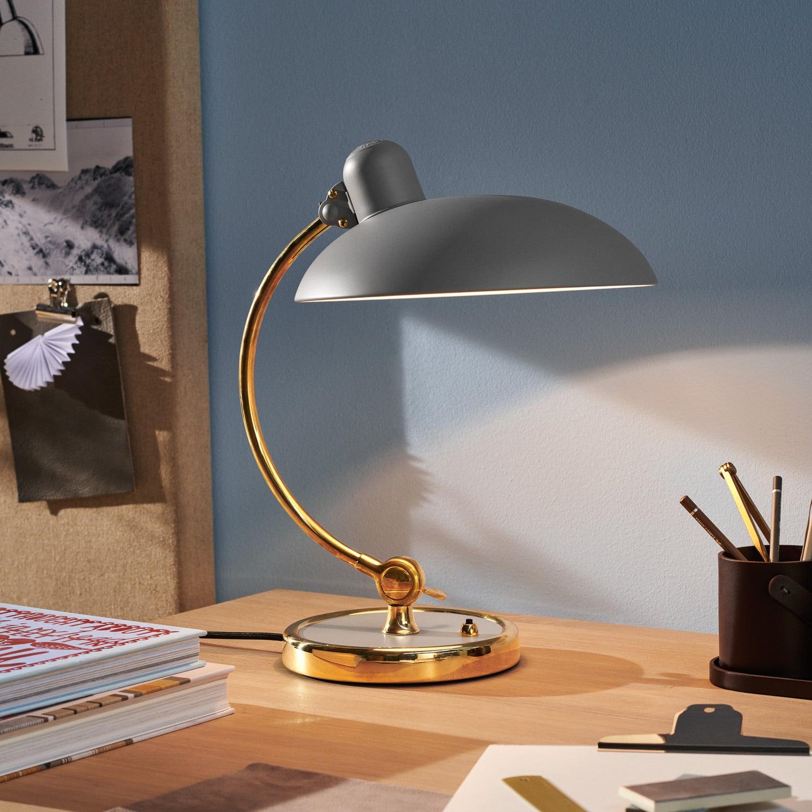 FRITZ HANSEN Kaiser Idell luksus bordlampe, grå/messi Kaiser Idell 6631-T Luxus FRITZ HANSEN - Stue - Design - Metall - Med en lyskilde