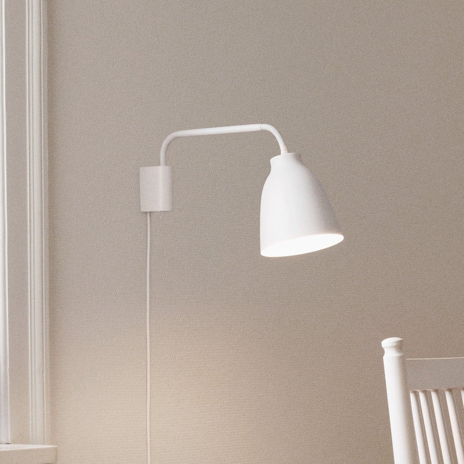 FRITZ HANSEN Caravaggio Read vegglampe hvit FRITZ HANSEN - Stue - Design - Metall - Med en lyskilde