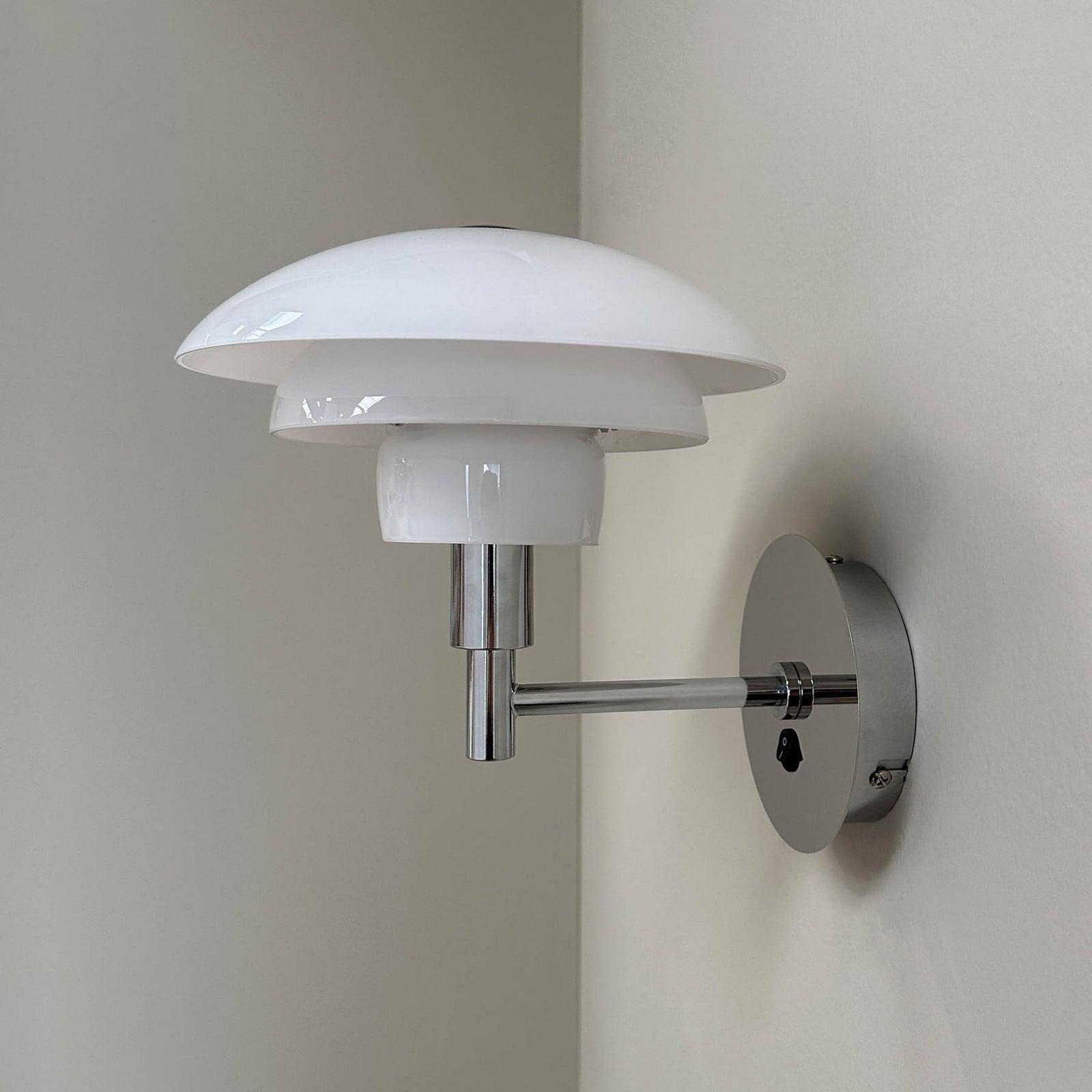 Dyberg Larsen Morph Vegglampe Opal Dyberg Larsen - Stue - Design - Metall - Med en lyskilde