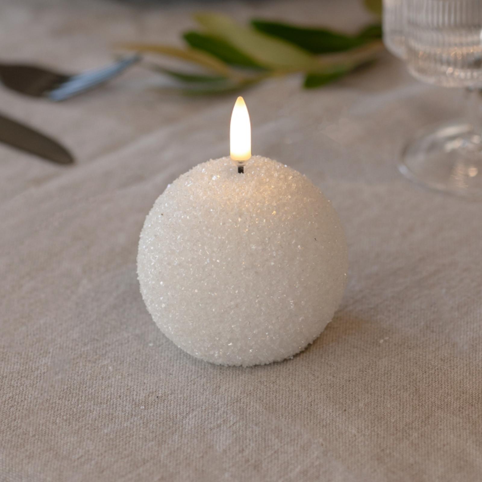 Uyuni Lighting ROUND LED-stearinlys, hvit, Ø 7 cm, glitter Uyuni Lighting - Stue - Annet - Med en lyskilde