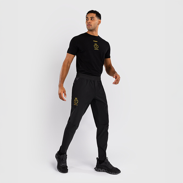 Venum Venum x Ilia Topuria Unmatched Joggers Svart Gull